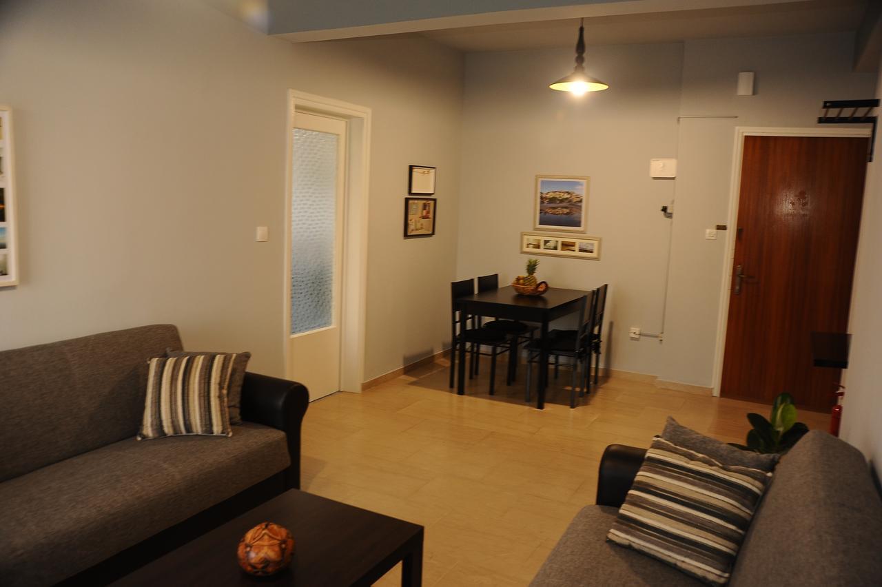 PalaiónTsiflíkion Sea Breeze Apartment מראה חיצוני תמונה